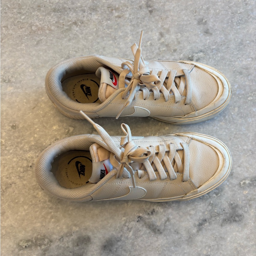 Nike Women's Court Legacy Lift platform sneakers beige size 7.5 - Picture 3 of 10